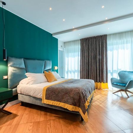 Missori Suites Milan Bagian luar foto