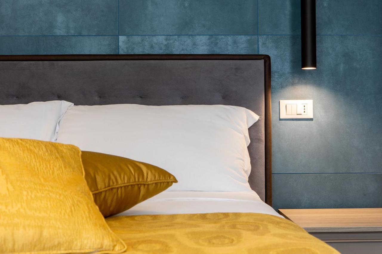 Missori Suites Milan Bagian luar foto
