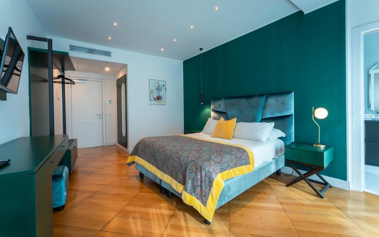 Missori Suites Milan Bagian luar foto